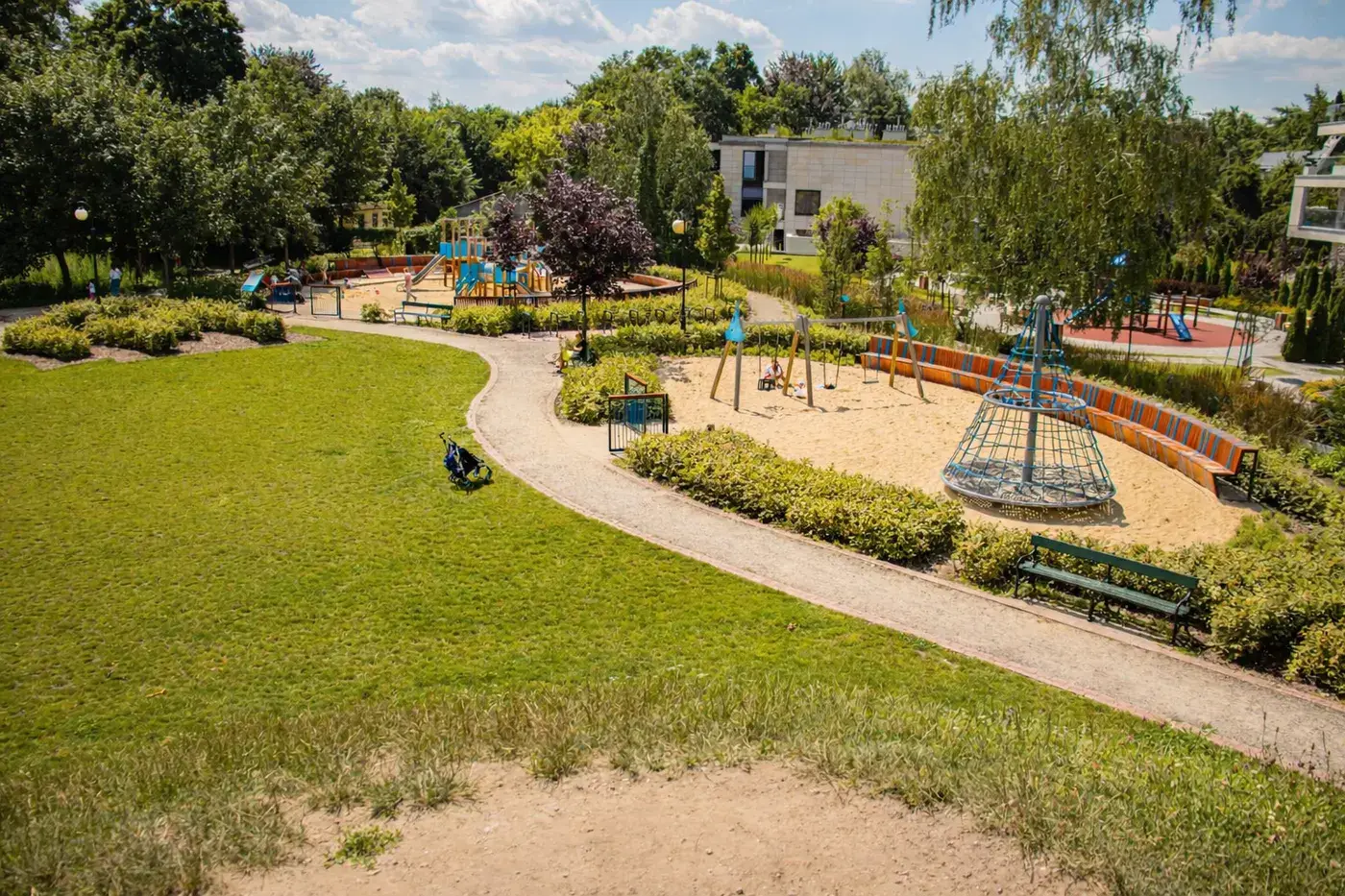 Park Dębnicki plac zabaw