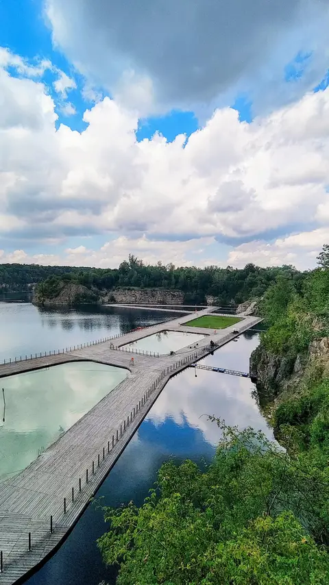 Park Zakrzówek – akwen z kąpieliskiem